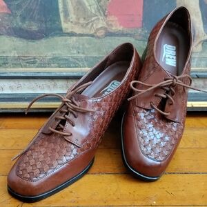 DREW Brown Woven Leather Flats
